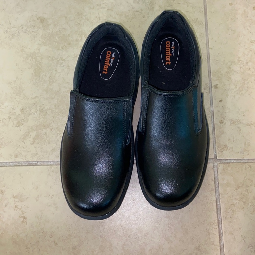 SafeTstep comfort black slip on sneakers.
